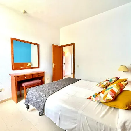 Nice Mp With Freewifi, Well Connected In Tenerife South Costa Adeje (Tenerife)